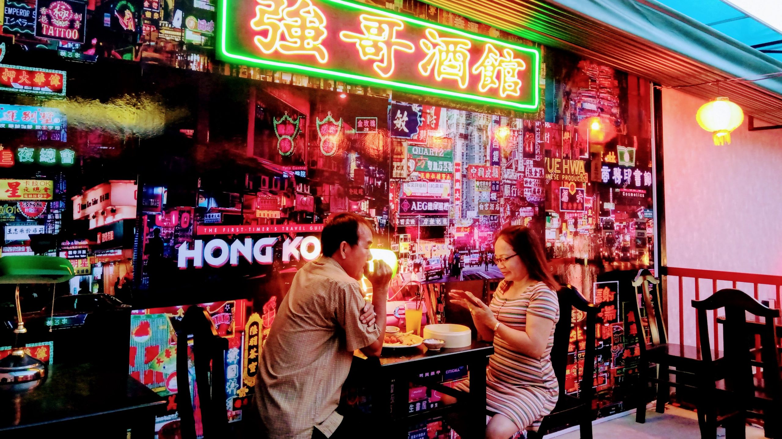 Ngất ngây với Coffee & Beer phong cách HongKong của những năm 90s tại Phan Rang